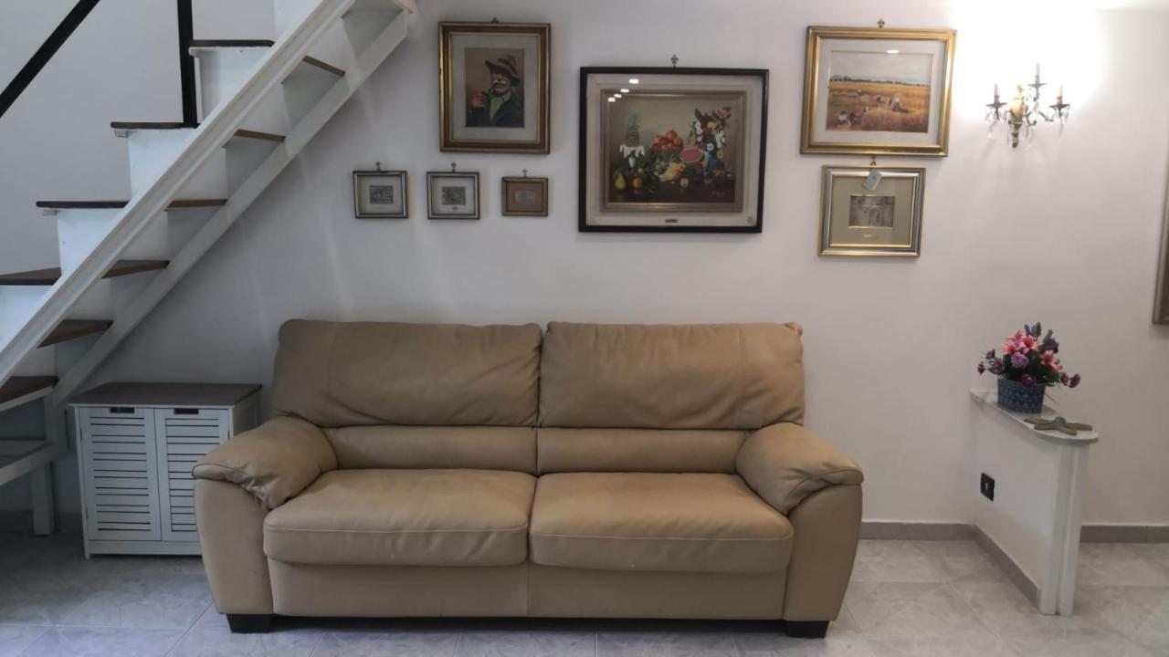 Centro Storico S Chiara House Appartement Napels Buitenkant foto